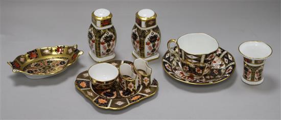 Ten pieces of Royal Crown Derby Japan pattern teaware tallest 10cm